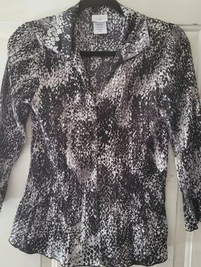 Y2K Jaclyn Smith Snakeskin Blouse 3/4 Bell Sleeve Pleated Button Front Office S